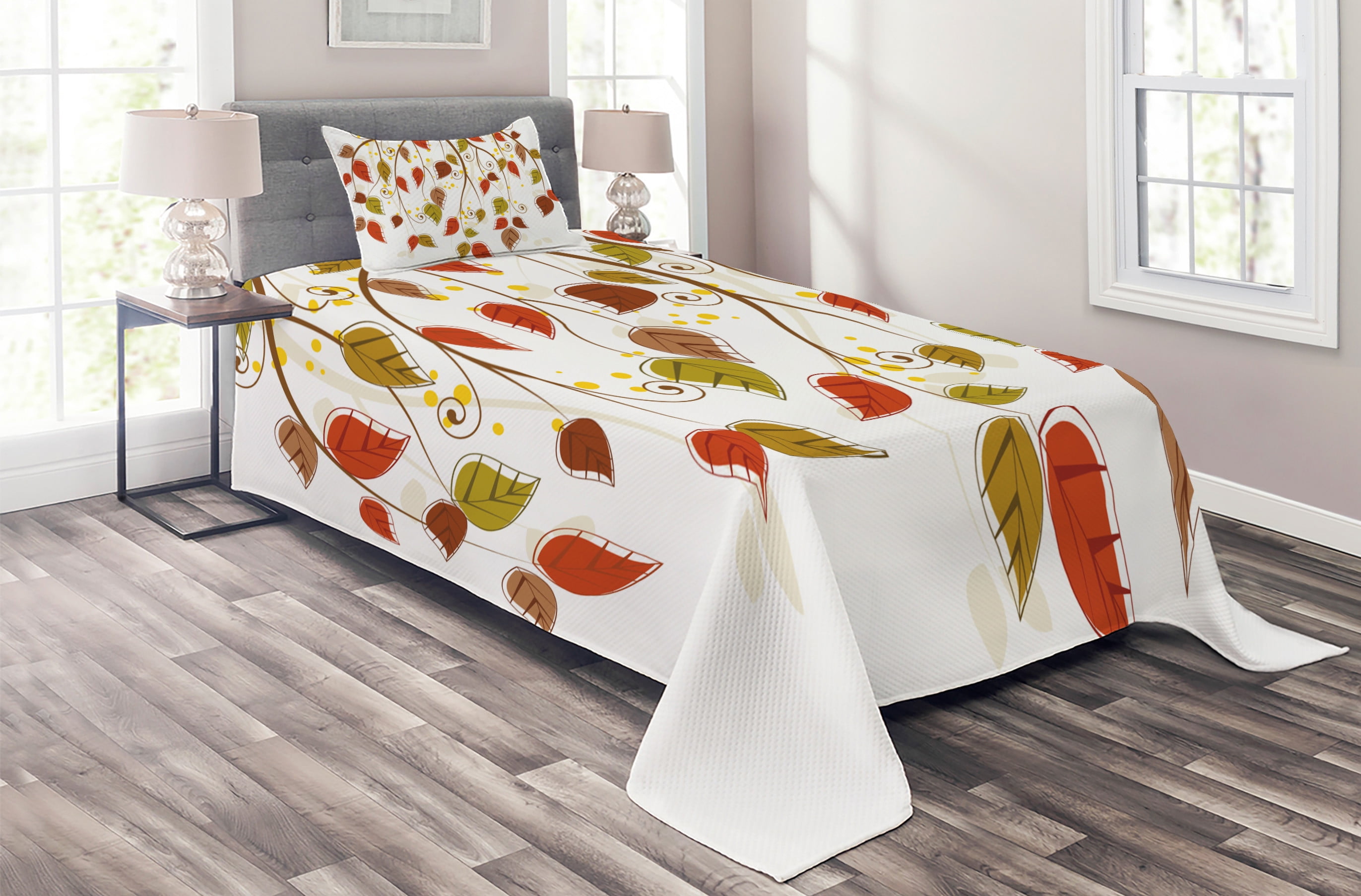 White Twin Quilted Bedspread Set with Leaf Pattern