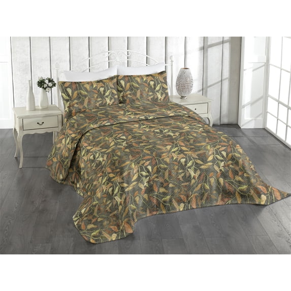 Ambesonne Autumn Themed Quilted Coverlet 3 Pcs, Fall Leaves Pattern, Queen Size, Apple Green Pale Coffee