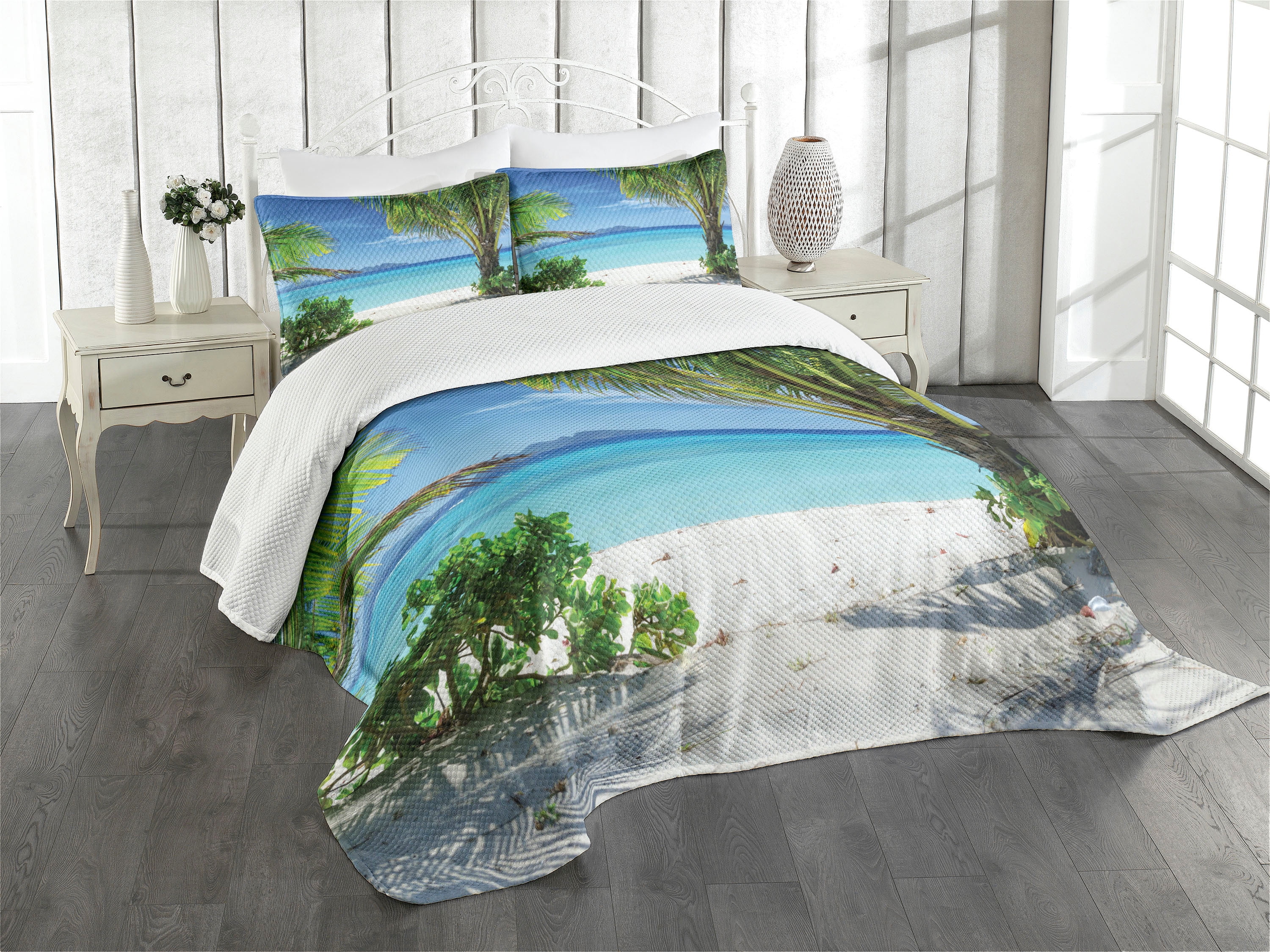 White Quilted King Bedspread Set with Beach Print