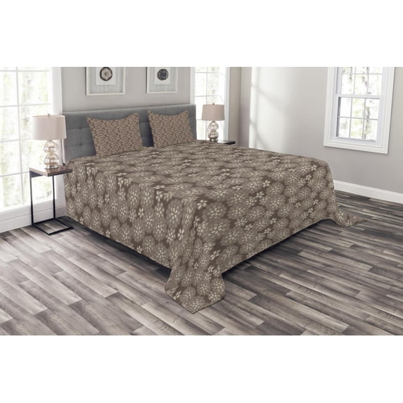 Ambesonne Beige Quilted Bedspread Set 3 Pcs, Floral Lace Pattern Retro, King Size, Multicolor