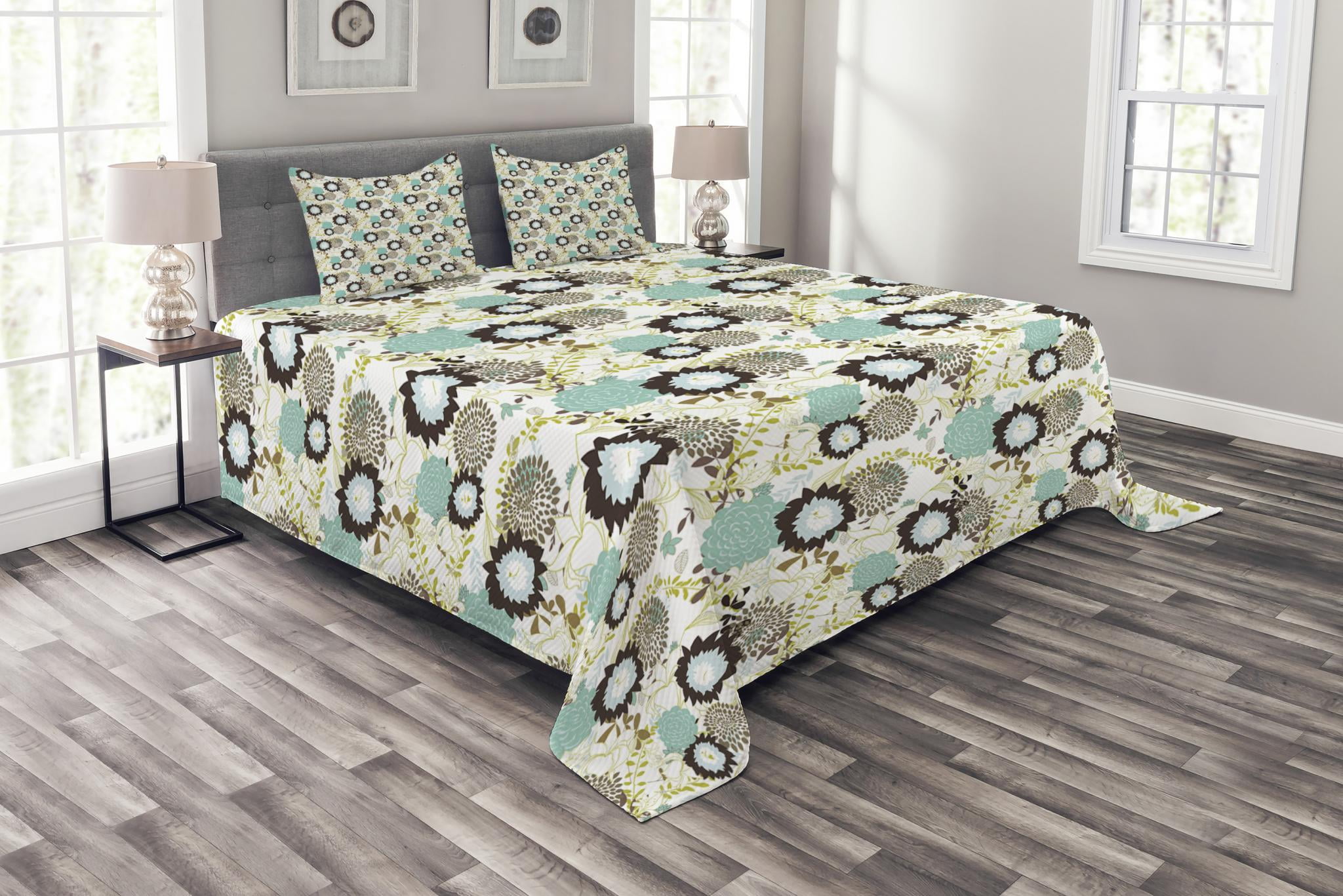 White Quilted Queen Bedspread Set with Pillow Shams