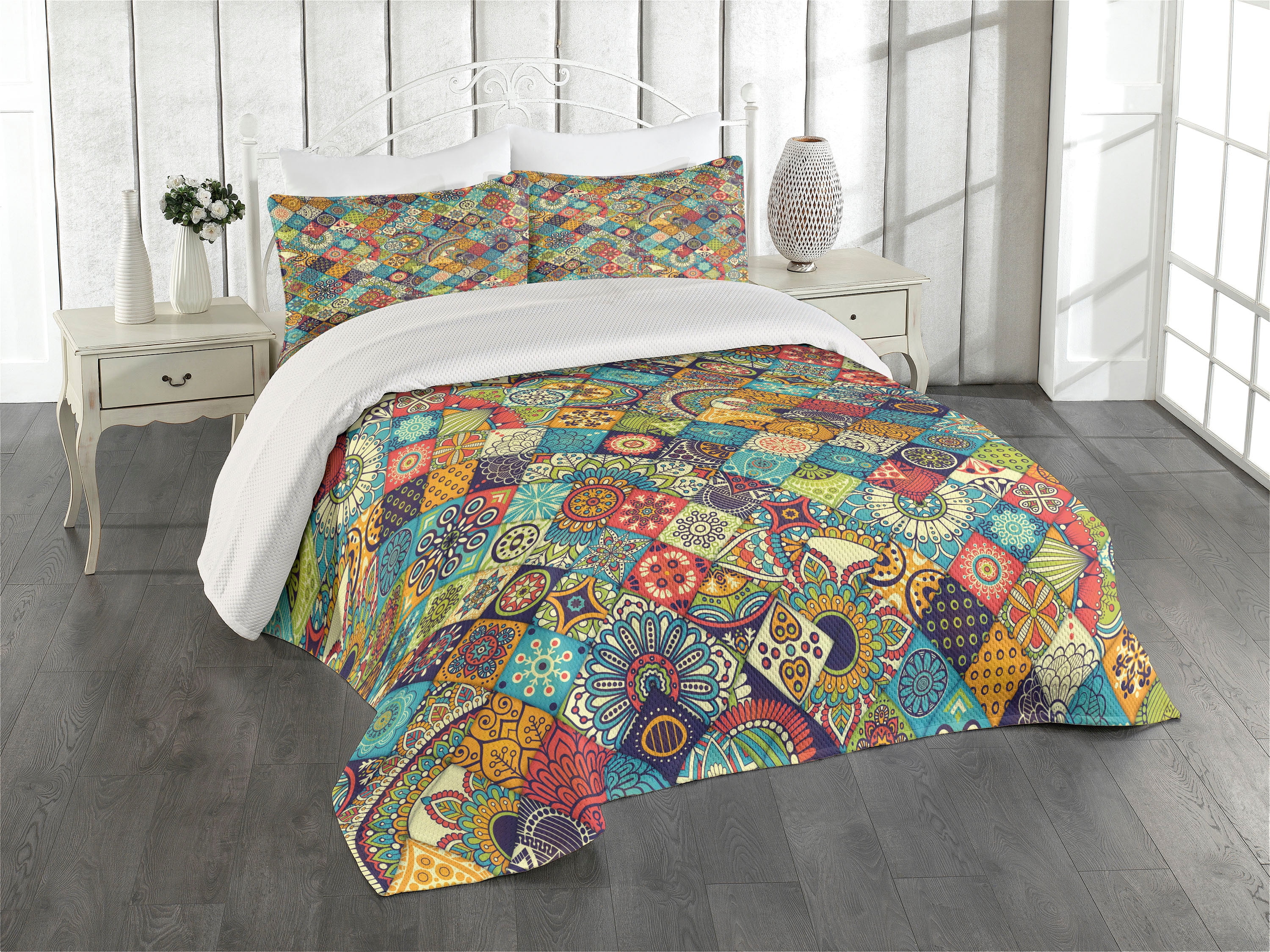 Multicolor Bohemian Twin Quilted Bedspread Set with Sham