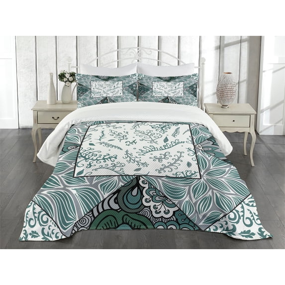 Ambesonne Boho Quilted Bedspread Set 3 Pcs, Leaves Chevron Flower Mix, King Size, Jade Green Grey White