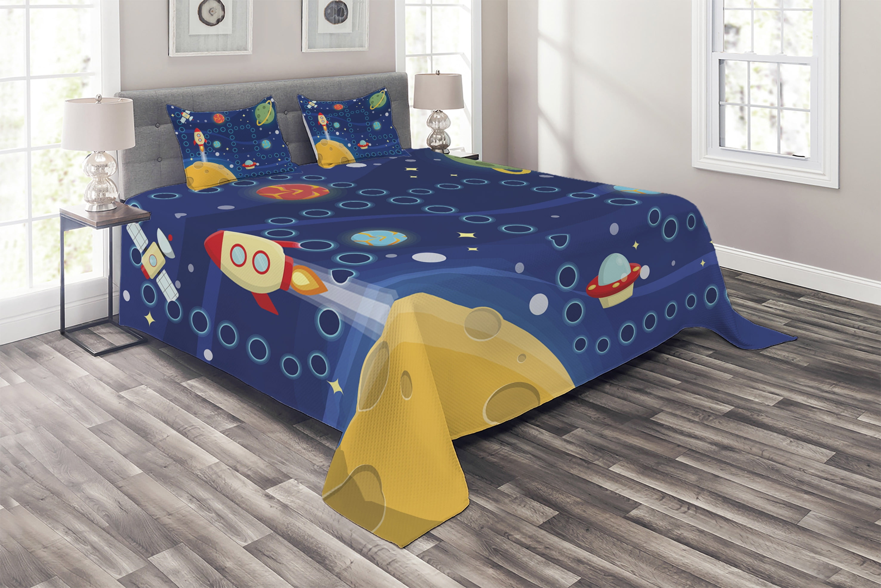 White Quilted Kids Unisex Queen Bedspread Set