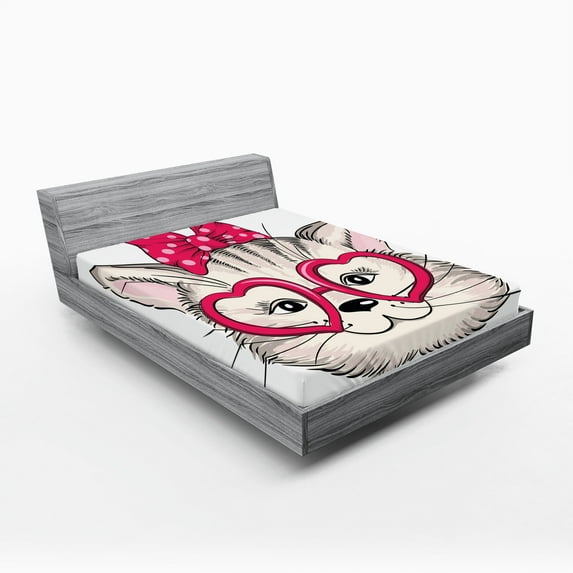 Ambesonne Cat Fitted Sheet, Heart Shape Glasses Bow, King Size, Magenta Beige Black