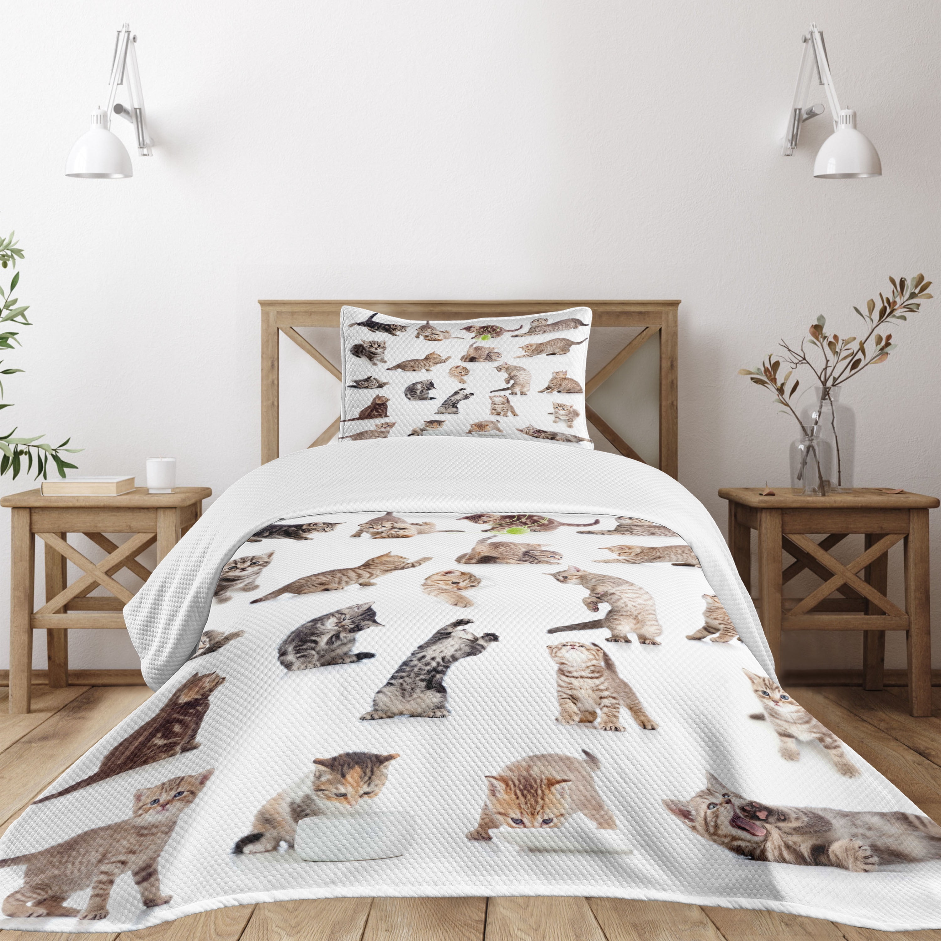 Ambesonne Ambesonne Cat Bedspread Set Funny Playful Cats Image Brown Black White
