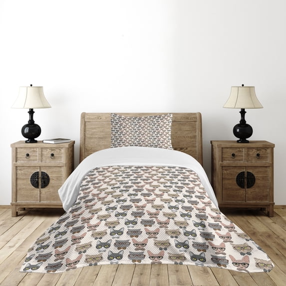 Ambesonne Cat Quilted Bedspread Set 2 Pcs, Hipster Nerd Characters, Twin Size, Multicolor