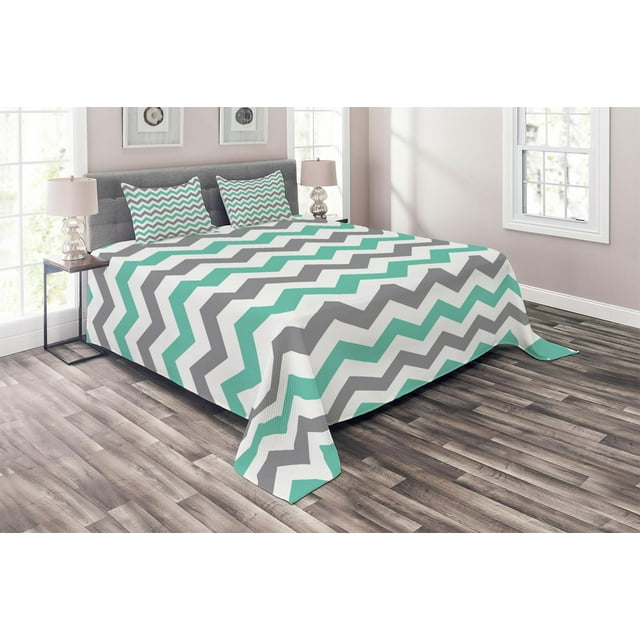 Ambesonne Chevron Quilted Coverlet 3 Pcs, Geometric Wavy Zigzag, Queen Size, Seafoam Grey White