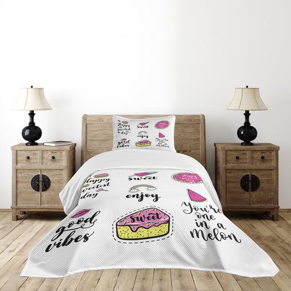 Ambesonne Chill Quilted Bedspread Set 2 Pcs, Happy Sweetest Day, Twin Size, Multicolor