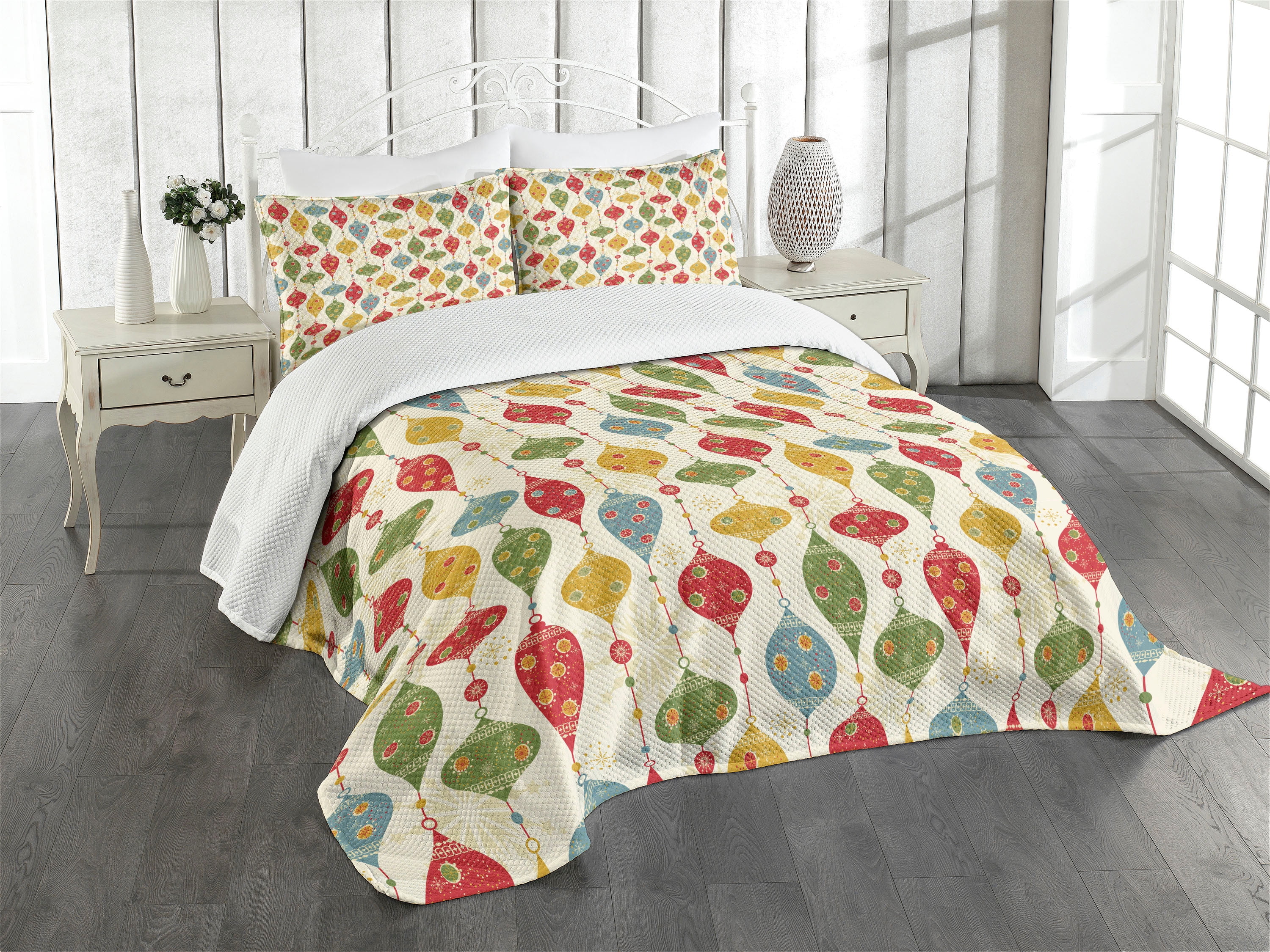 White Twin Quilted Bedspread Set for Kids