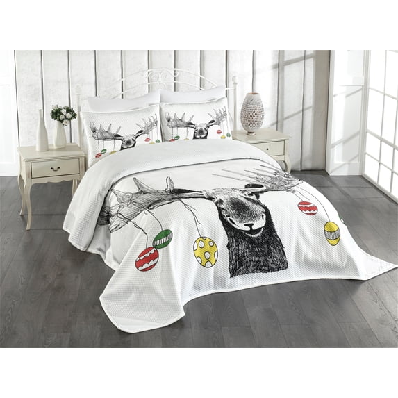 Ambesonne Christmas Quilted Bedspread Set 3 Pcs, Sketchy Noel Ornament, Queen Size, Multicolor