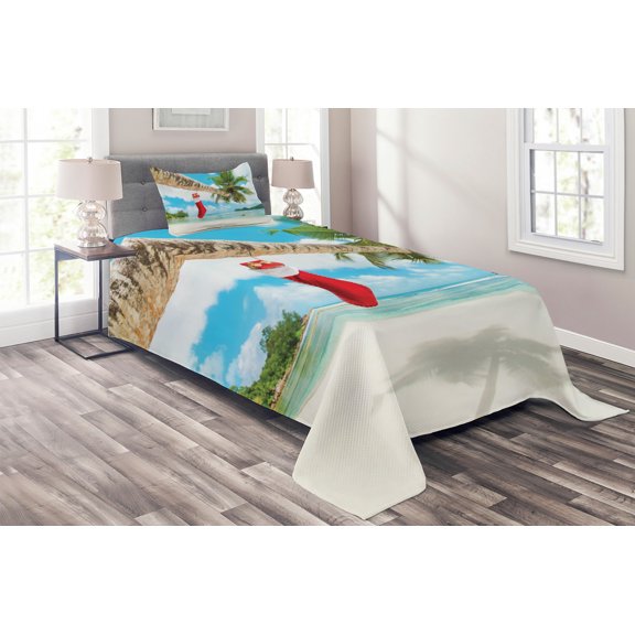 Ambesonne Christmas Quilted Coverlet 2 Pcs, Beach Xmas Stockings, Twin Size, Multicolor