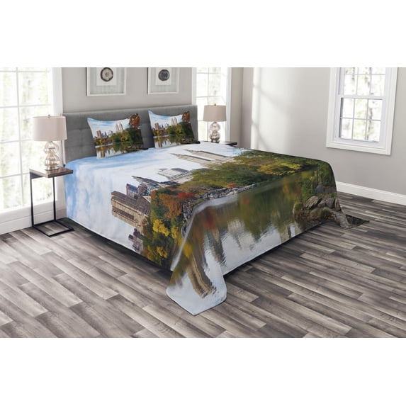 Ambesonne City Quilted Bedspread Set 3 Pcs, Manhattan Central Park, Queen Size, Multicolor