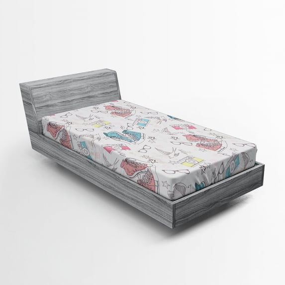 Ambesonne Colorful Fitted Sheet, Grunge Halloween Birds, Twin XL Size, Multicolor