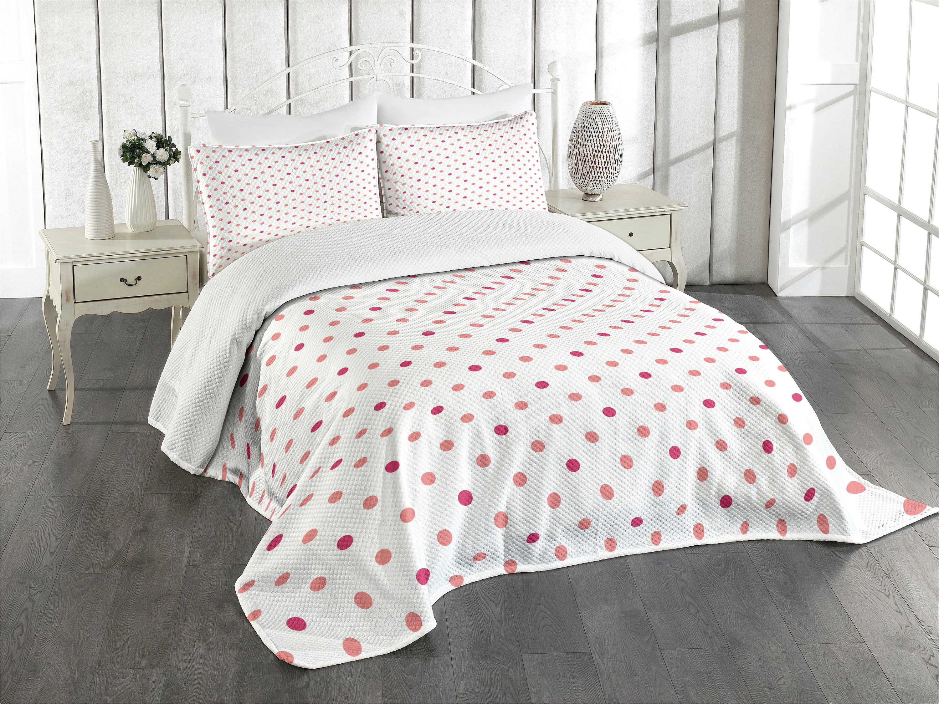White and Pink Polka Dot Quilted Queen Bedspread Set
