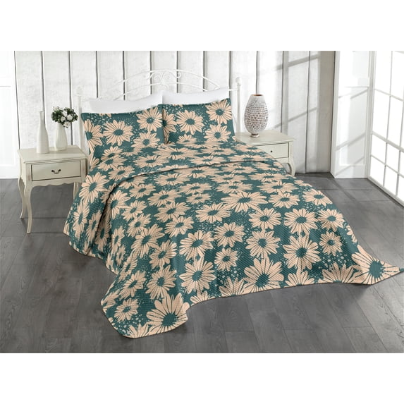 Ambesonne Daisy Pattern Quilted Coverlet 3 Pcs, Summer Chamomile Art, King Size, Peach Hunter Green