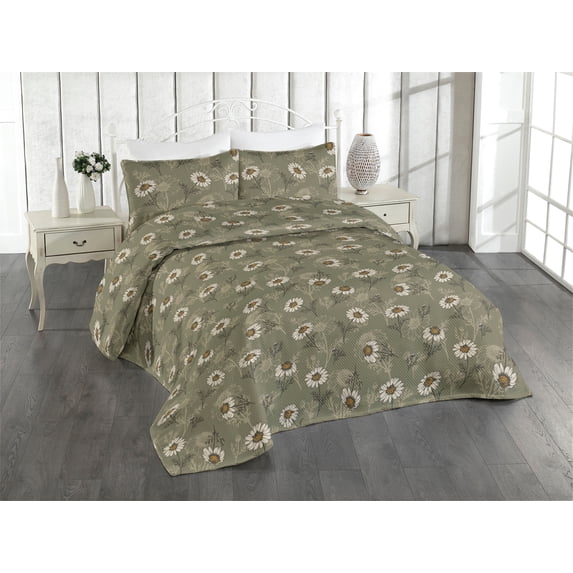 Ambesonne Daisy Quilted Bedspread Set 3 Pcs, Retro Garden Bloom Chamomile, King, Sage Green Eggshell and Taupe