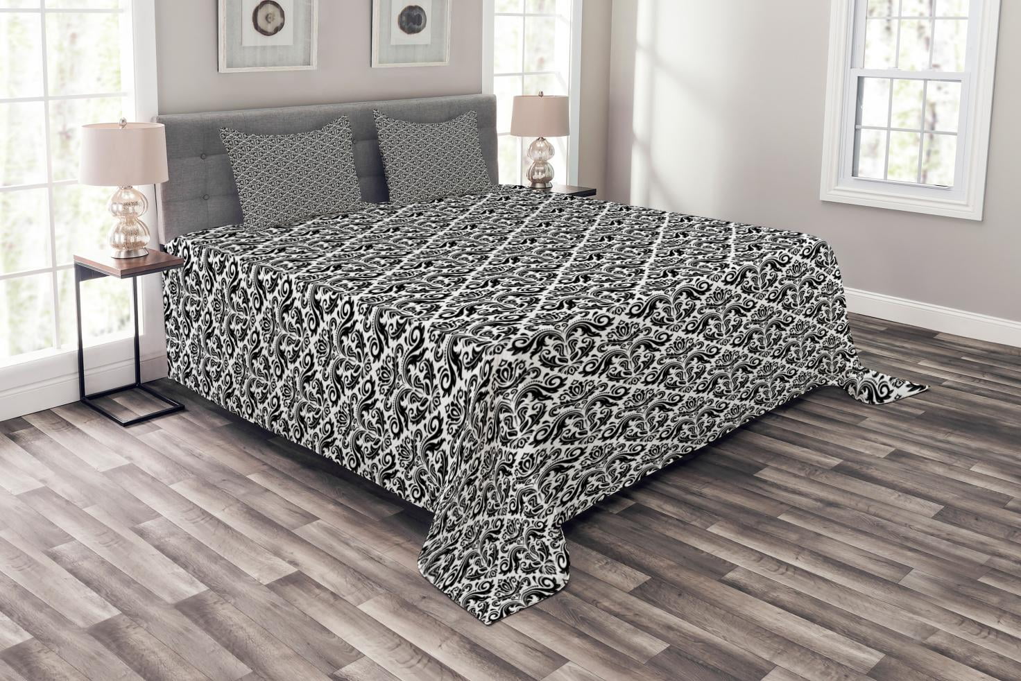 White Quilted King Bedspread Set with Pillow Shams