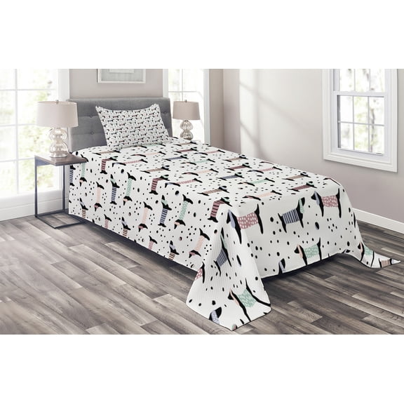 Ambesonne Dog Lover Quilted Coverlet 2 Pcs, Dachshund Puppies, Twin Size, Multicolor