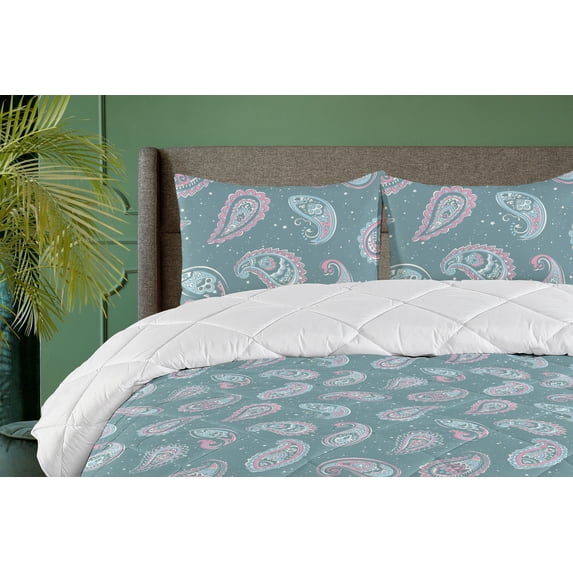 Ambesonne Dreamy Floral Down Alternative Quilt Comforter, Traditional Flower, Queen, Cadet Blue Pastel Pink