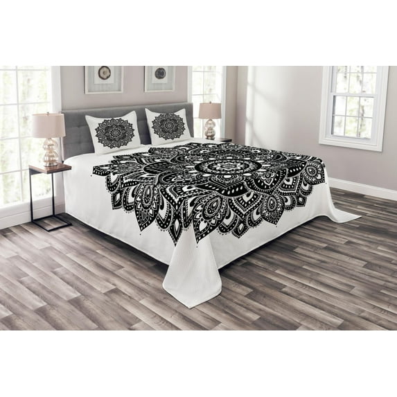 Ambesonne East Quilted Bedspread Set 3 Pcs, Vintage Flora Ornament, King Size, White Black