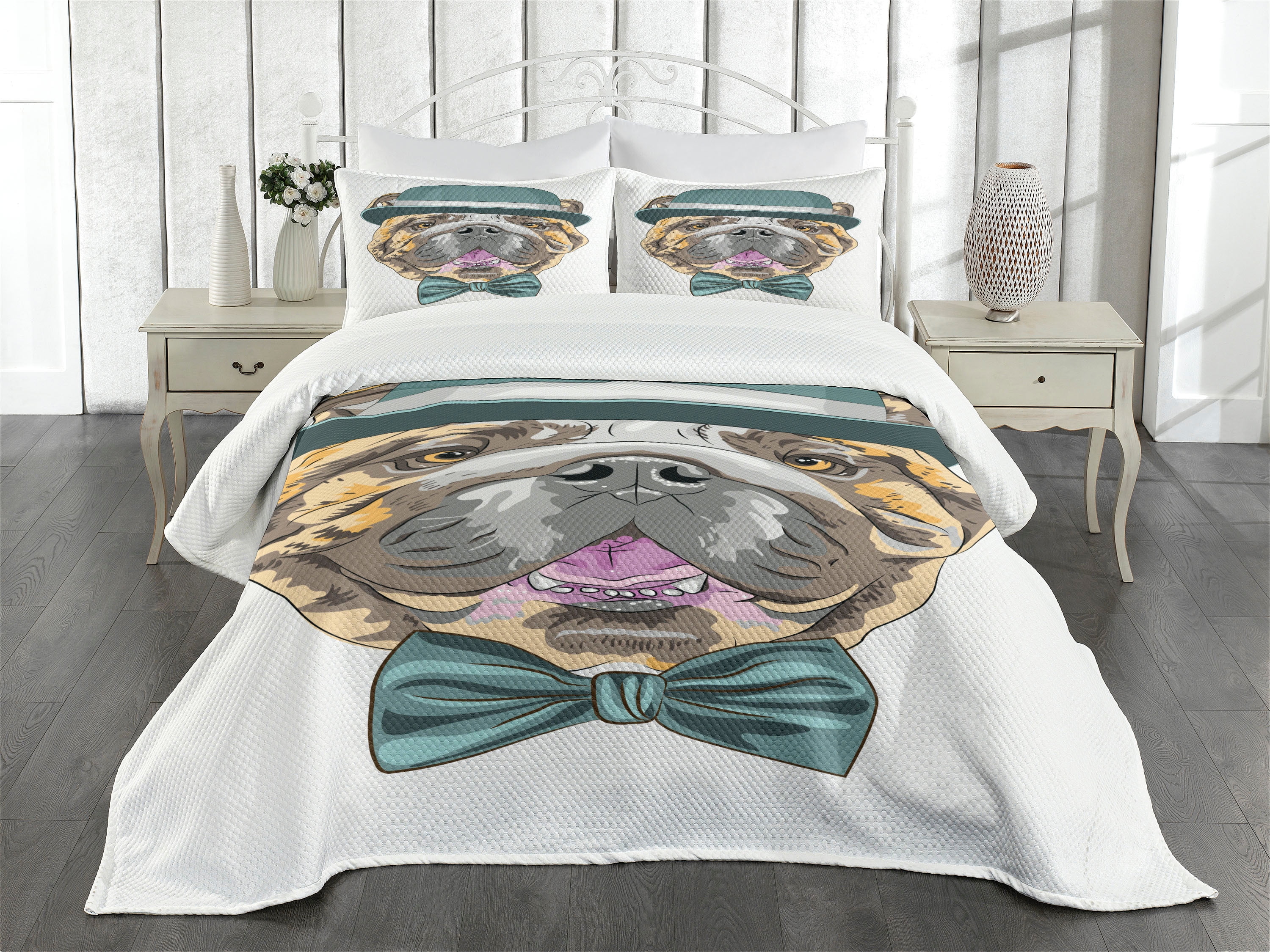 White Queen Size Polyester Bedspread Set