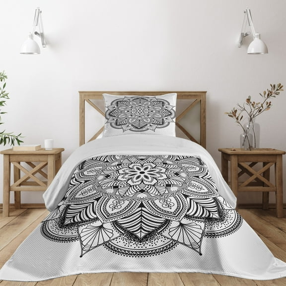 Ambesonne Ethic Quilted Coverlet 2 Pcs, Mandala Black White Art, Twin Size, Black White