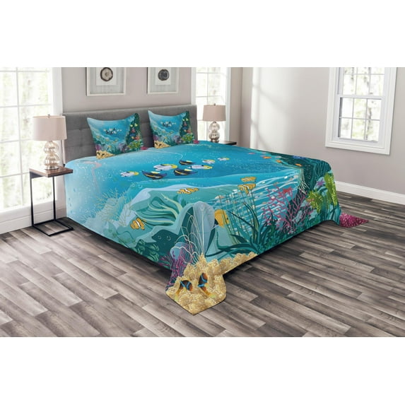 Ambesonne Fish Quilted Bedspread Set 3 Pcs, Underwater Scenery, Queen Size, Multicolor