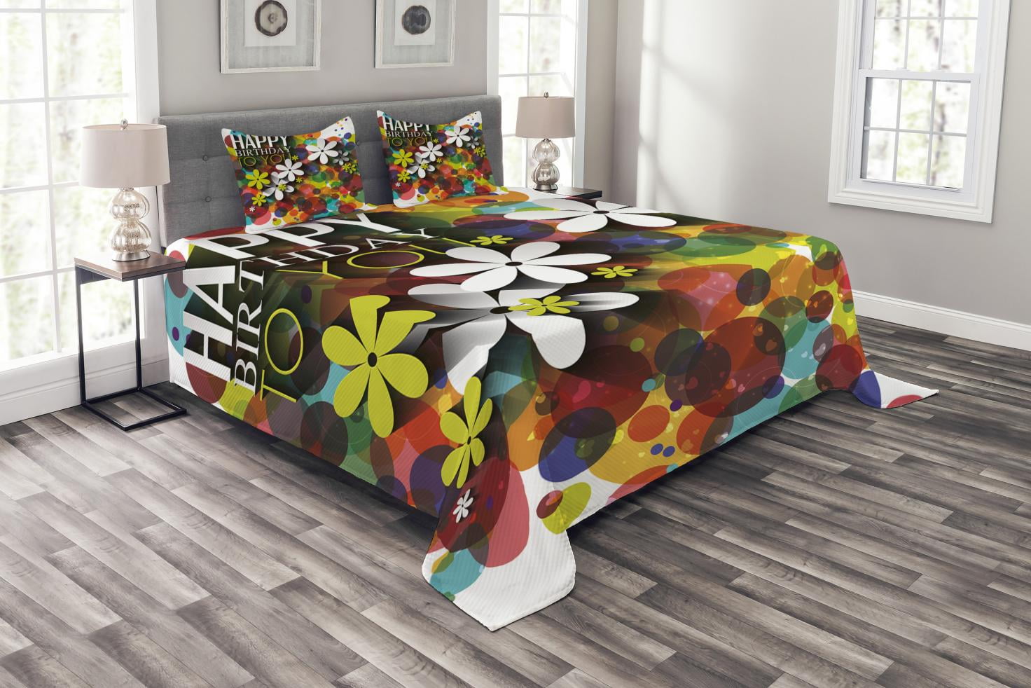 White Quilted Queen Bedspread Set with Pillow Shams