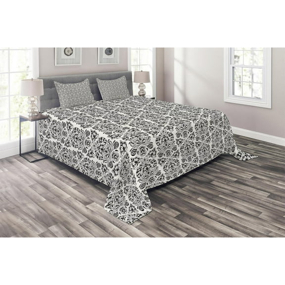 Ambesonne Flower Quilted Coverlet 3 Pcs, Floral Paisley Oriental, King Size, Black White