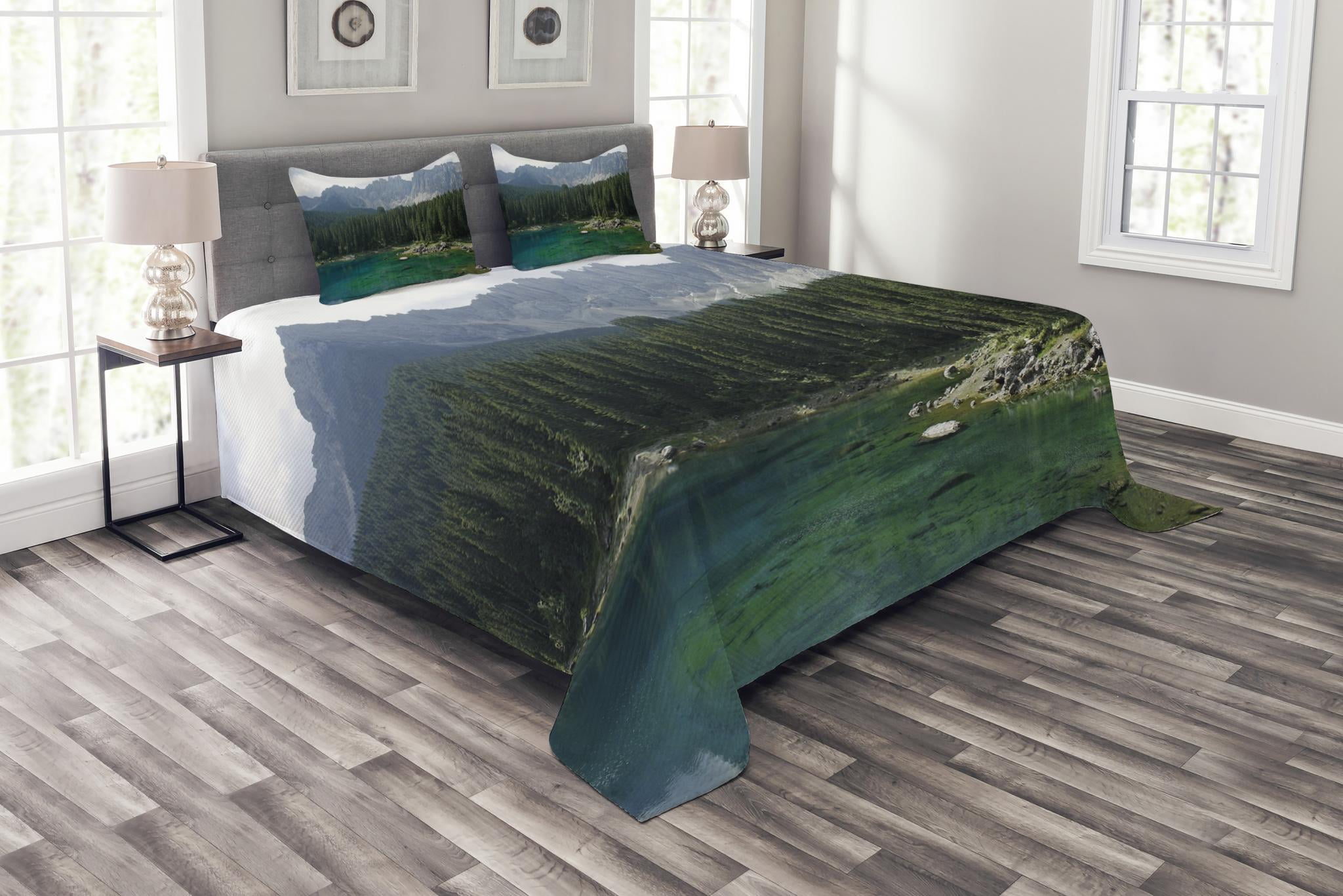 White Quilted King Bedspread Set with Pillow Shams