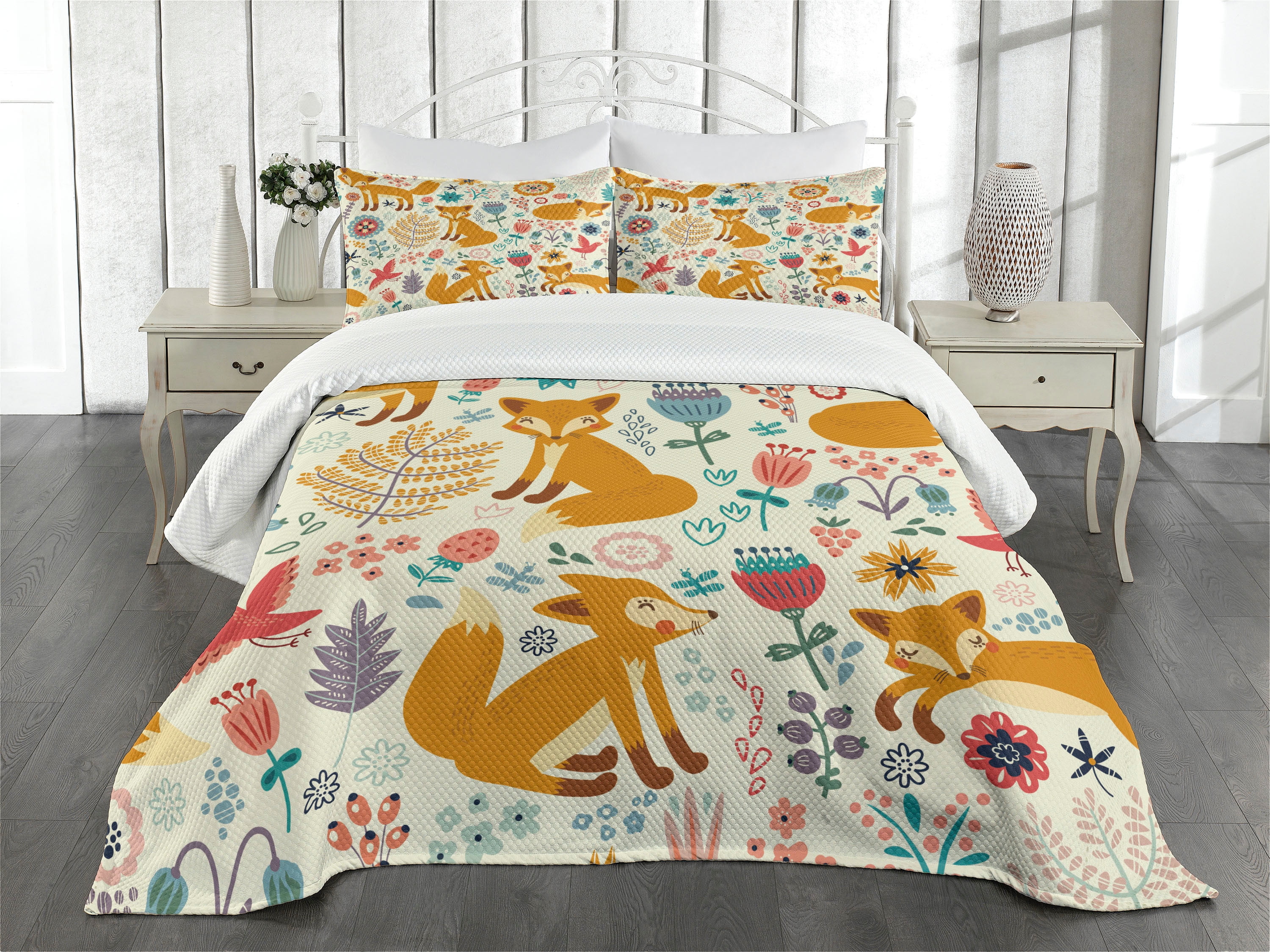 Kids Queen White Quilted Bedspread Set with Fox Design