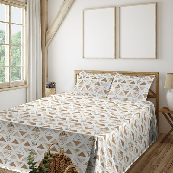 Ambesonne Geometric Fitted & Flat Sheet with Shams 4 Pcs Set, Minimalist Triangles Art, Queen, Almond Pastel Brown White