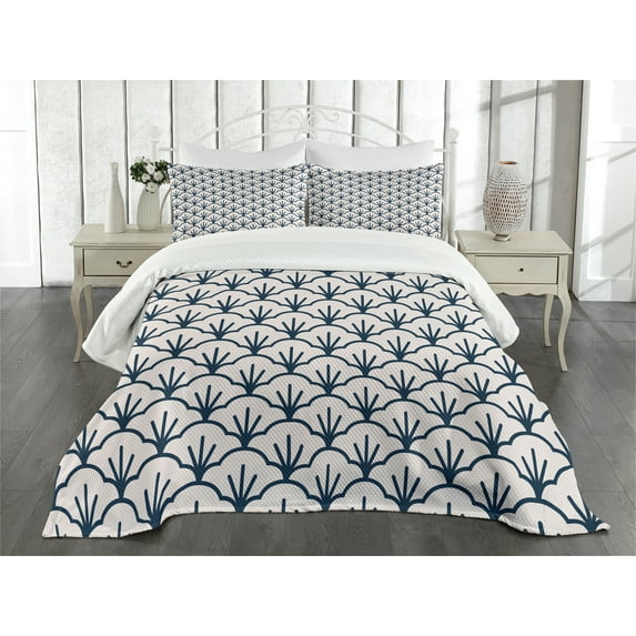 Ambesonne Geometric Quilted Bedspread Set 3 Pcs, Eastern Cloud Motif, King Size, Dark Blue Cream