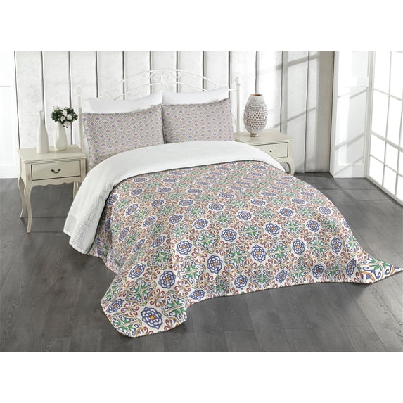 Ambesonne Geometric Quilted Bedspread Set 3 Pcs, Portuguese Plant Design, King Size, Multicolor