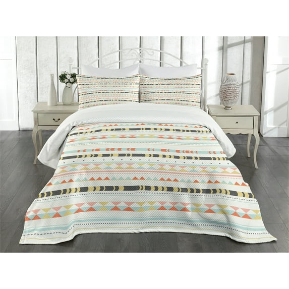Ambesonne Geometric Quilted Bedspread Set 3 Pcs, Soft Tribal Arrows, Queen Size, Multicolor