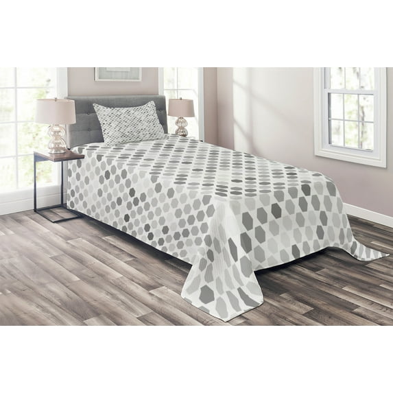 Ambesonne Geometric Quilted Coverlet 2 Pcs, Zig Zag Hexagon, Twin Size, White