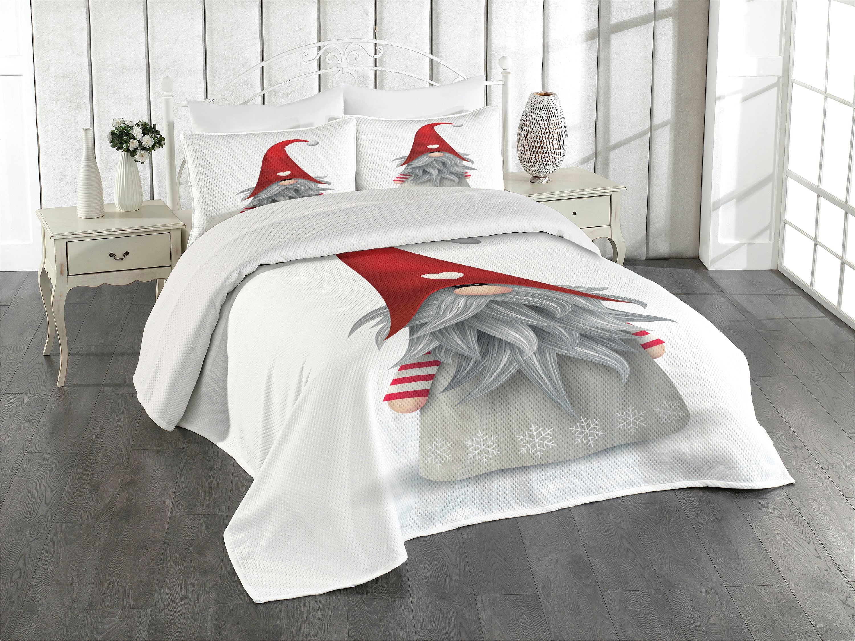 King Size Gray and Ruby Gnome Polyester Bedspread Set