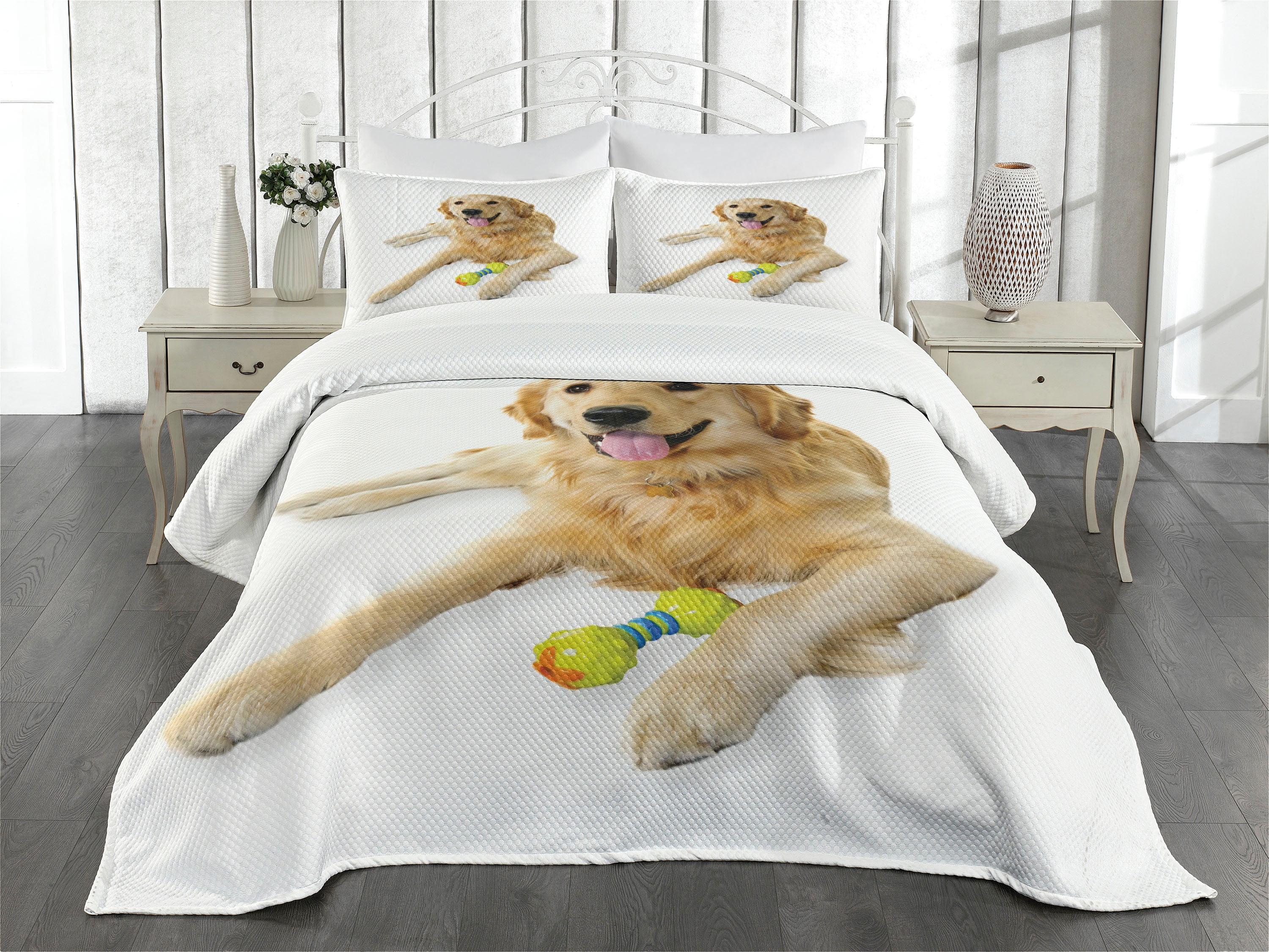 Golden Retriever Print King Size Polyester Bedspread Set