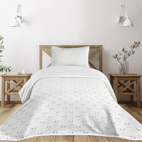Ambesonne Golf Quilted Bedspread Set 2 Pcs, Crossed Golf Clubs Game Motif, Twin Size, White Pale Grey