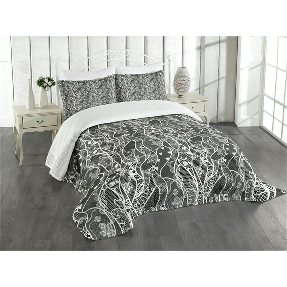 Ambesonne Gothic Quilted Bedspread Set 3 Pcs, Vintage Roses Hearts, King Size, Black White