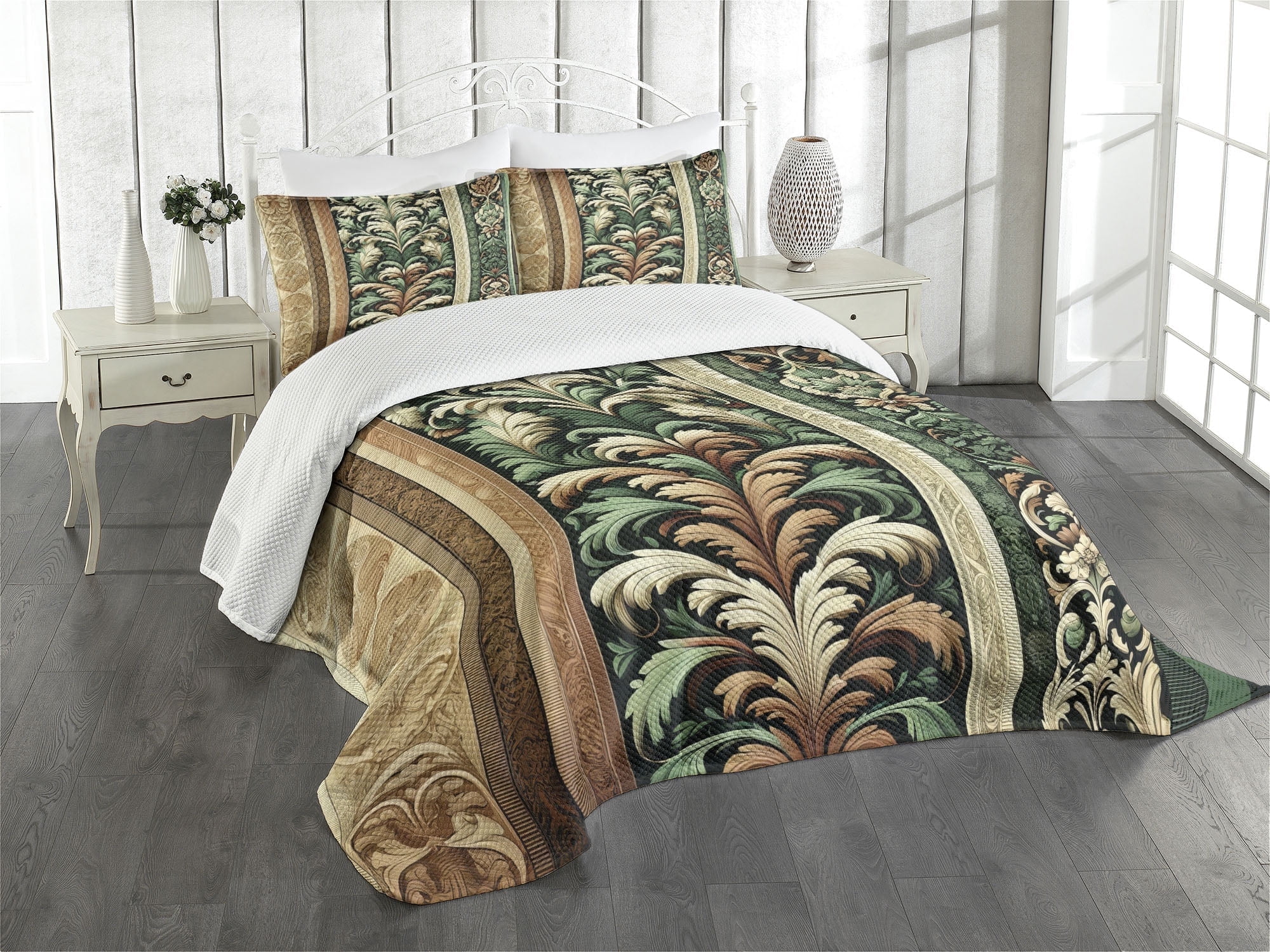 White Quilted Queen Bedspread Set with Pillow Shams