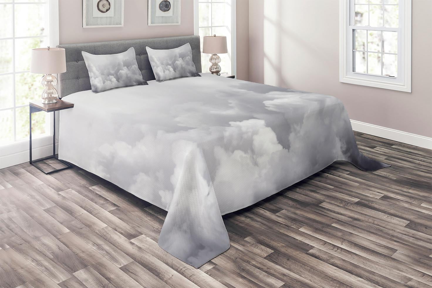 Gray Cloudy Sky Quilted Queen Bedspread Set
