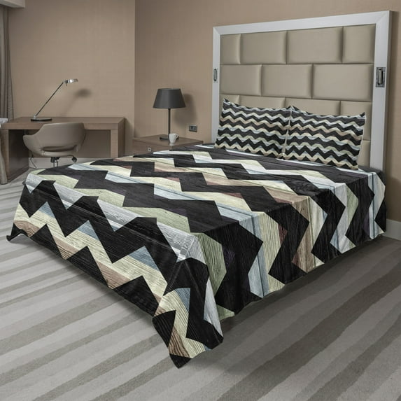 Ambesonne Grunge Fitted & Top Sheet Set with Shams, Retro Art Black Chevron, Multicolor