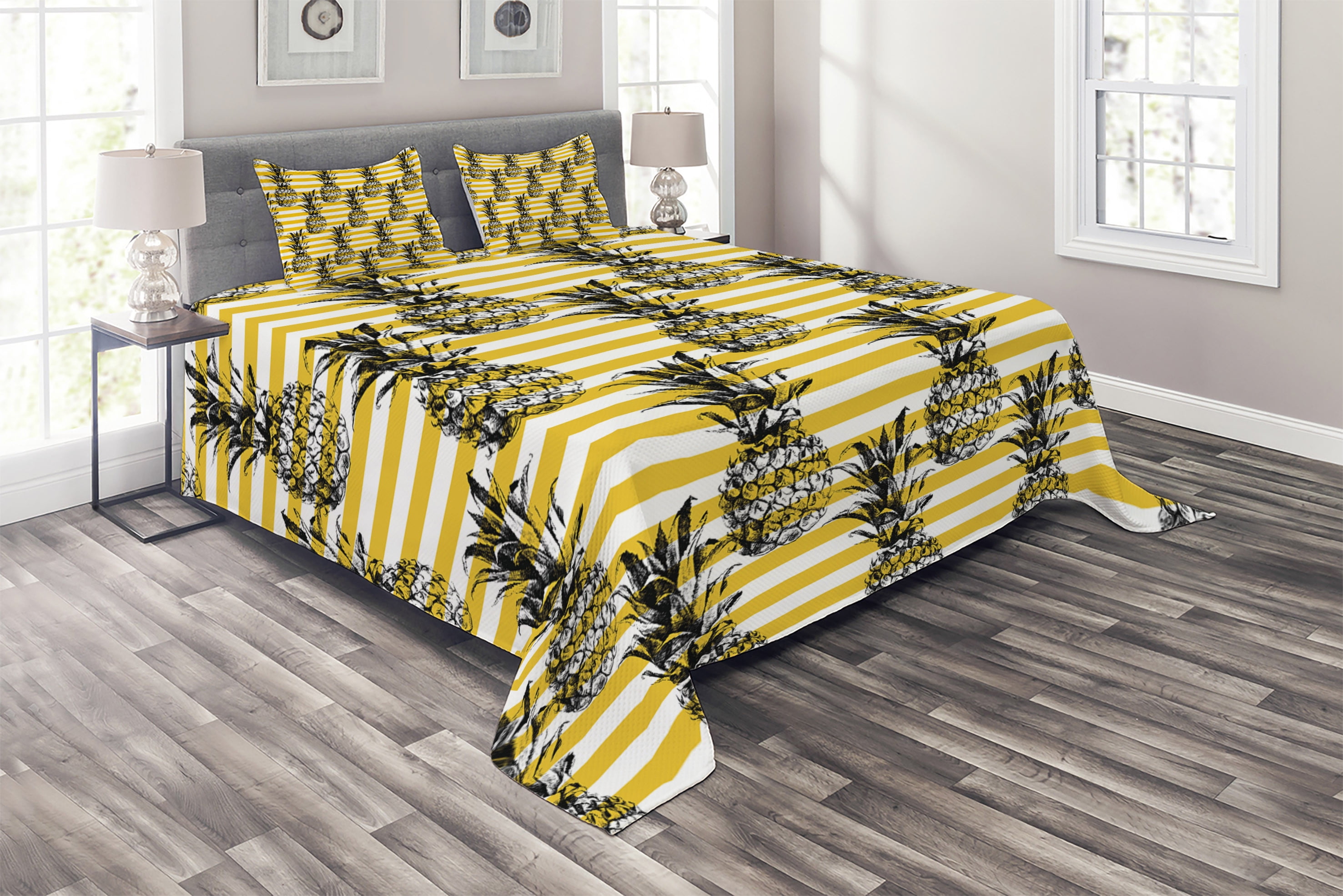 Retro Pineapple Striped Black and Yellow Queen Bedspread Set