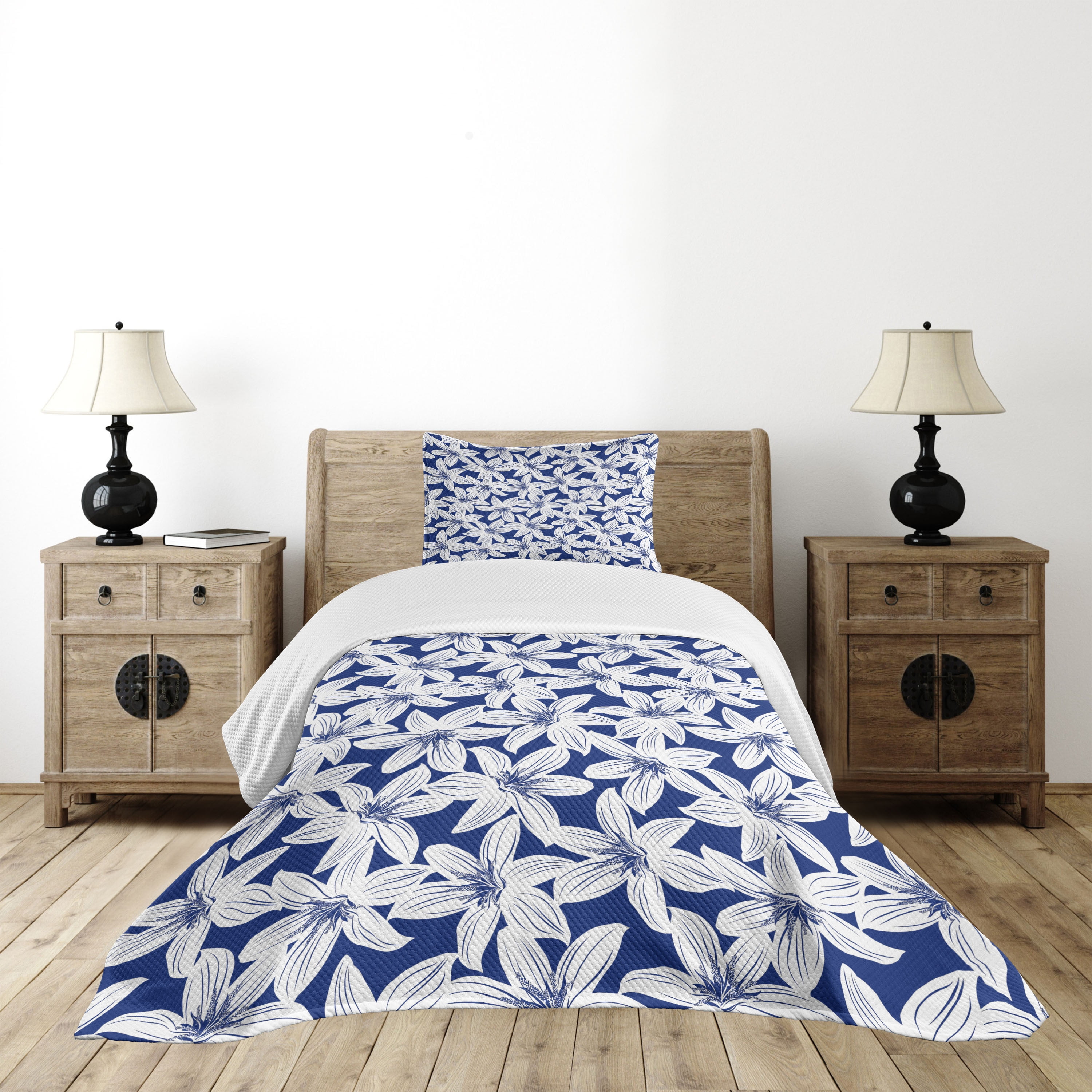 Twin White and Dark Blue Hibiscus Flower Bedspread Set