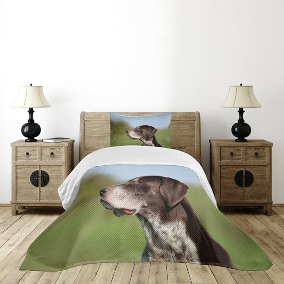 Ambesonne Hunting Quilted Bedspread Set 2 Pcs, German Pointer, Twin Size, Multicolor