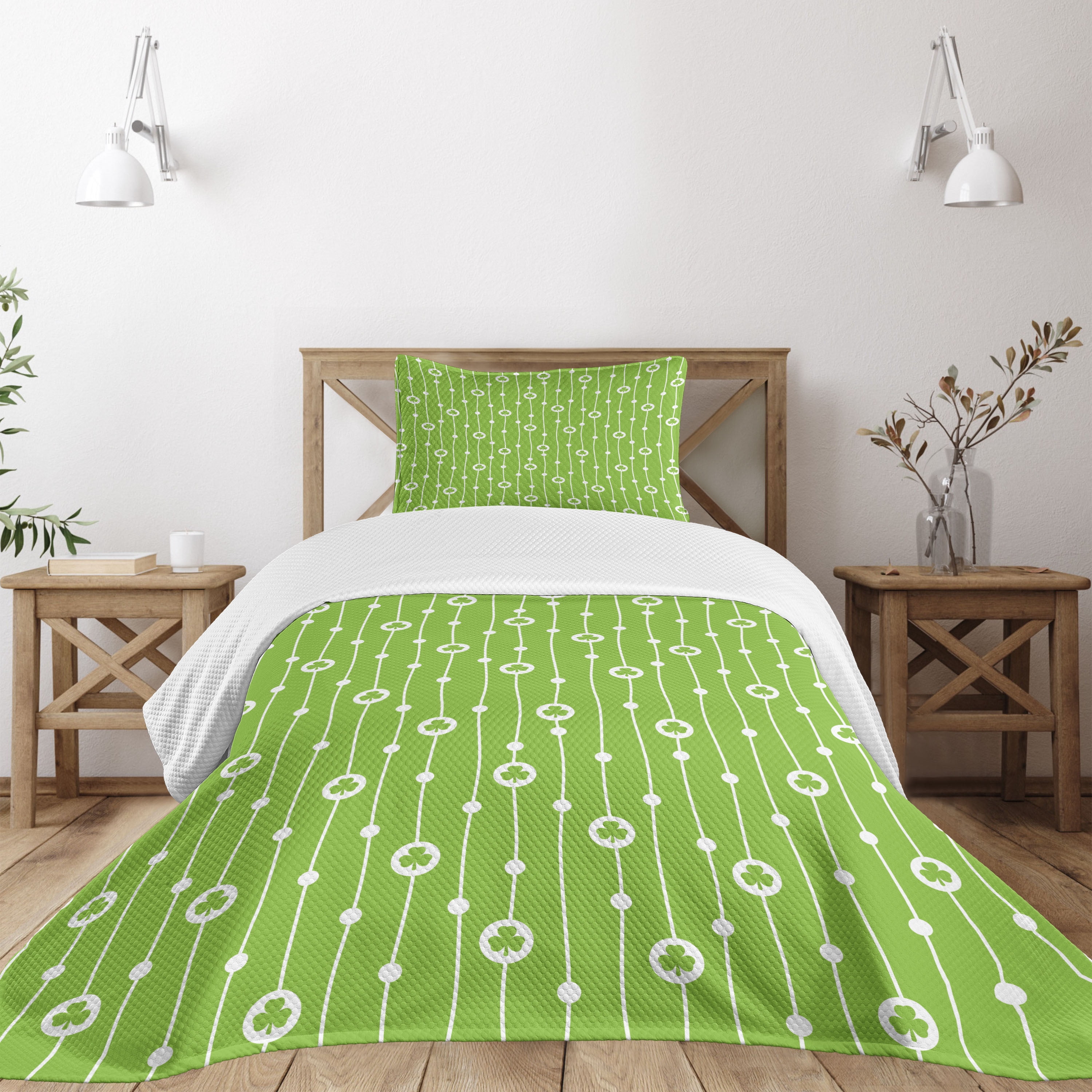 Twin Green and White Quilted Bedspread Set with Sham