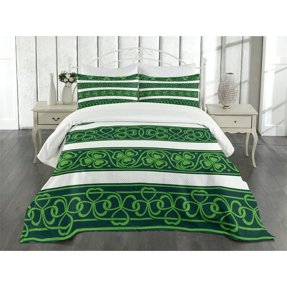 Ambesonne Irish Quilted Bedspread Set 3 Pcs, Shamrock Borders Art, Queen Size, Forest Green White