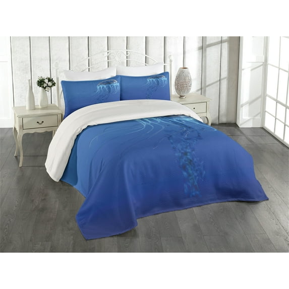 Ambesonne Jellyfish Quilted Coverlet 3 Pcs, Blue Ocean Animal, King Size, Blue